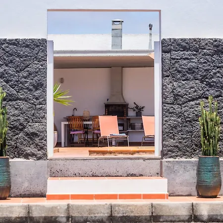 Dulce Celestino Lanzarote Villa