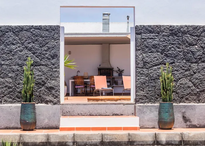 Dulce Celestino Lanzarote Villa