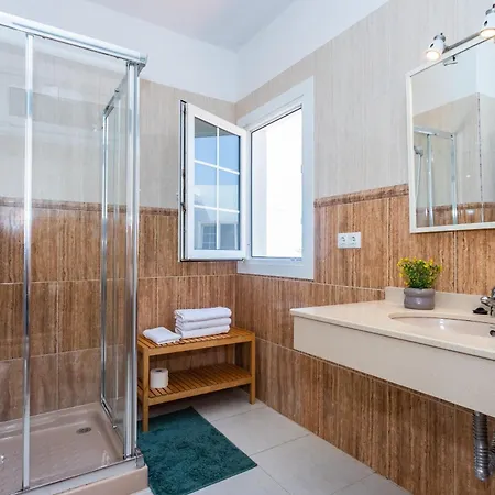 Dulce Celestino Lanzarote *